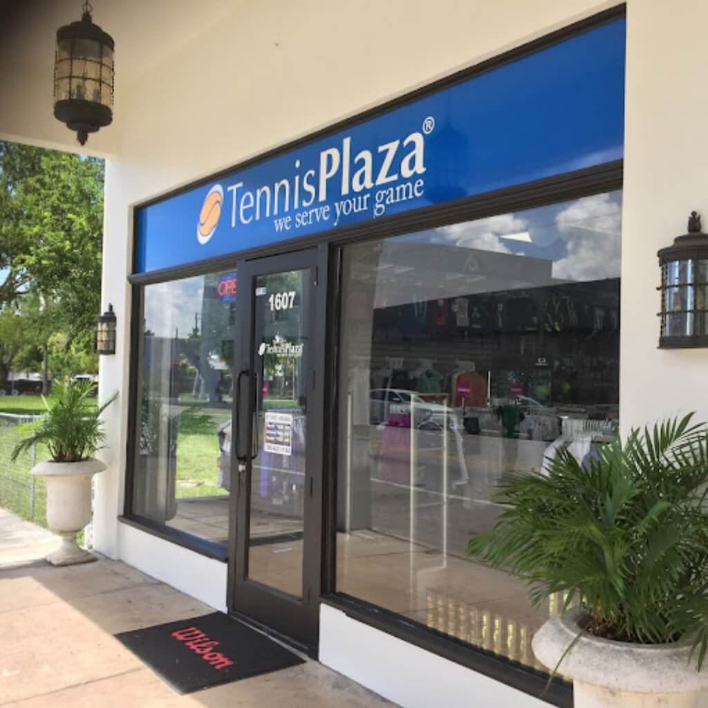 Tennis Plaza