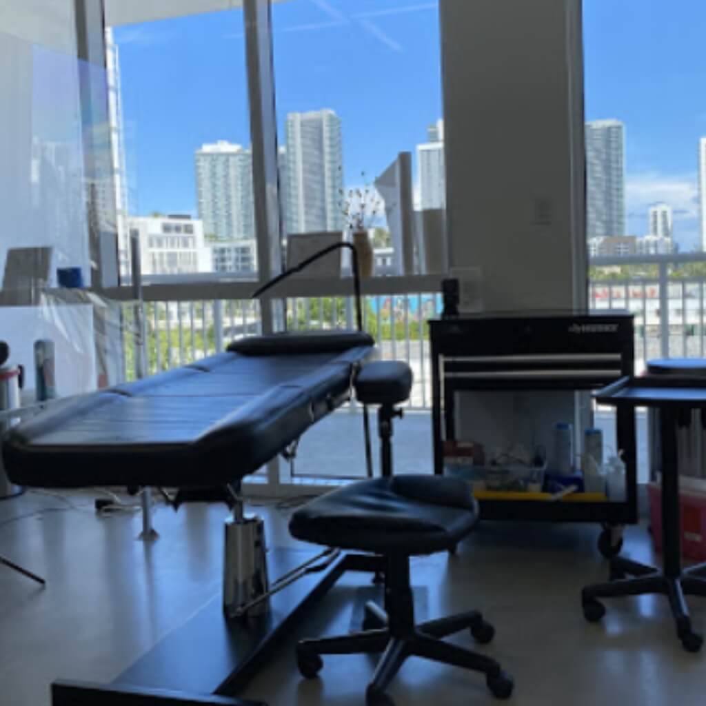 Estudio de Tatuaje Miami Tattoo & Co Midtown