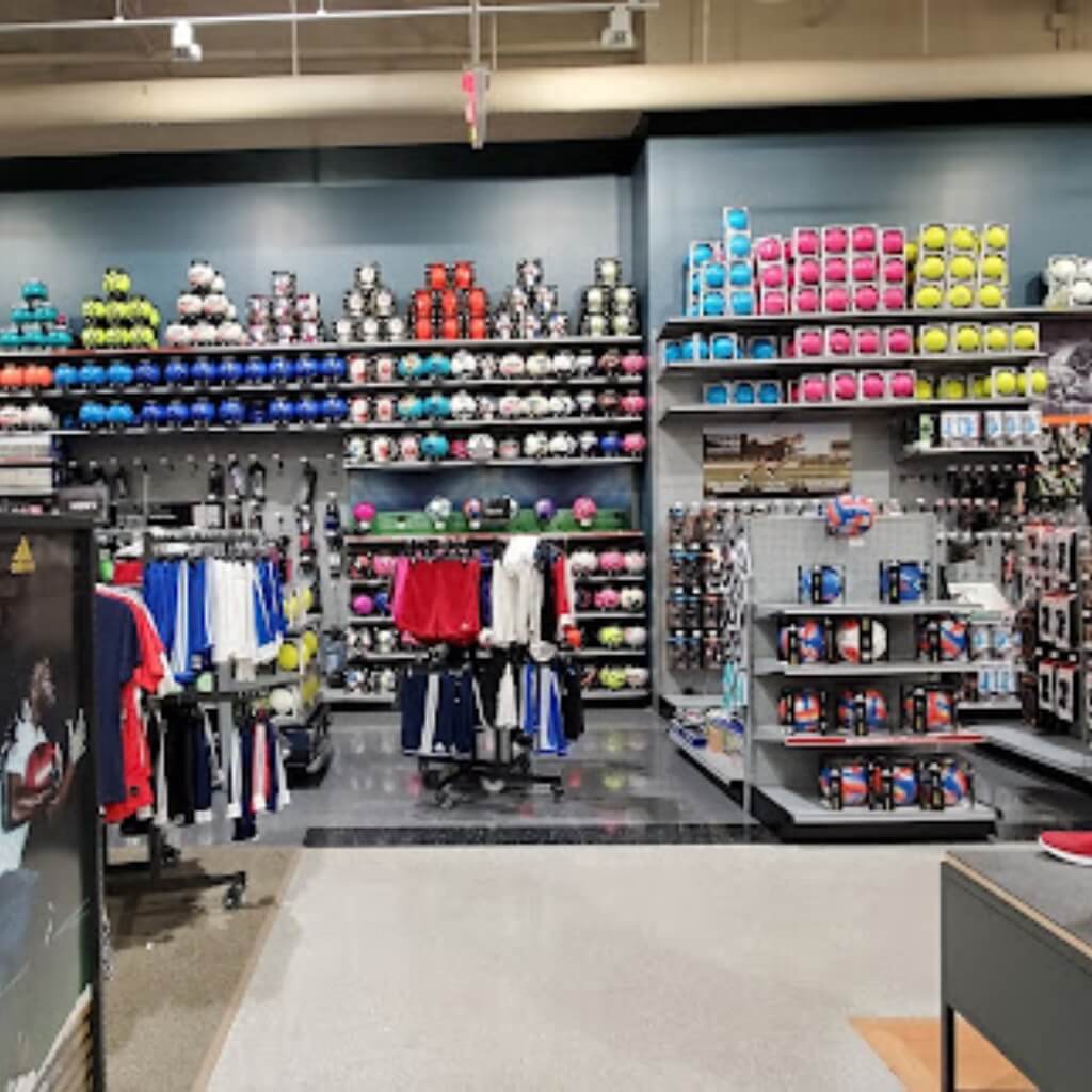 DICK'S Sporting Goods 2