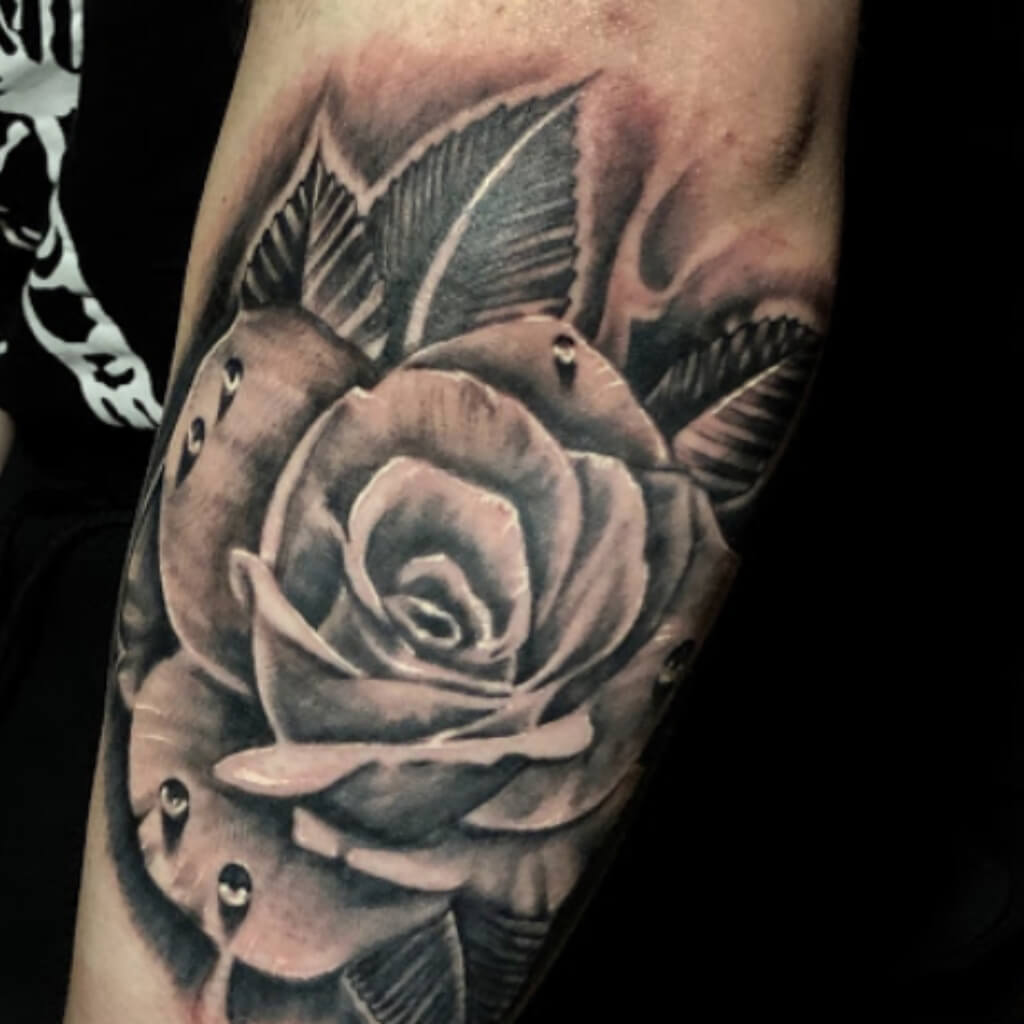 Estudio de Tatuaje Empire Ink Tattoo