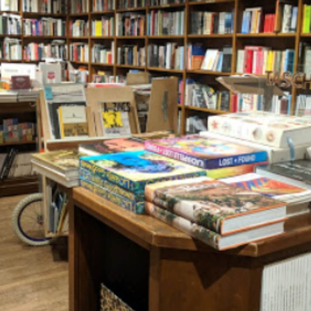Librería Books & Books