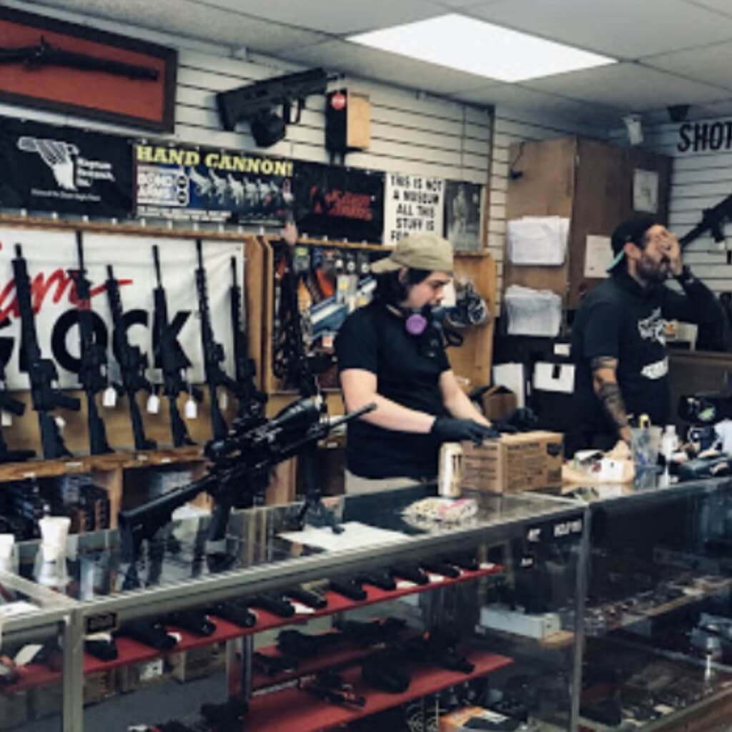 Armería Charlie's Armory