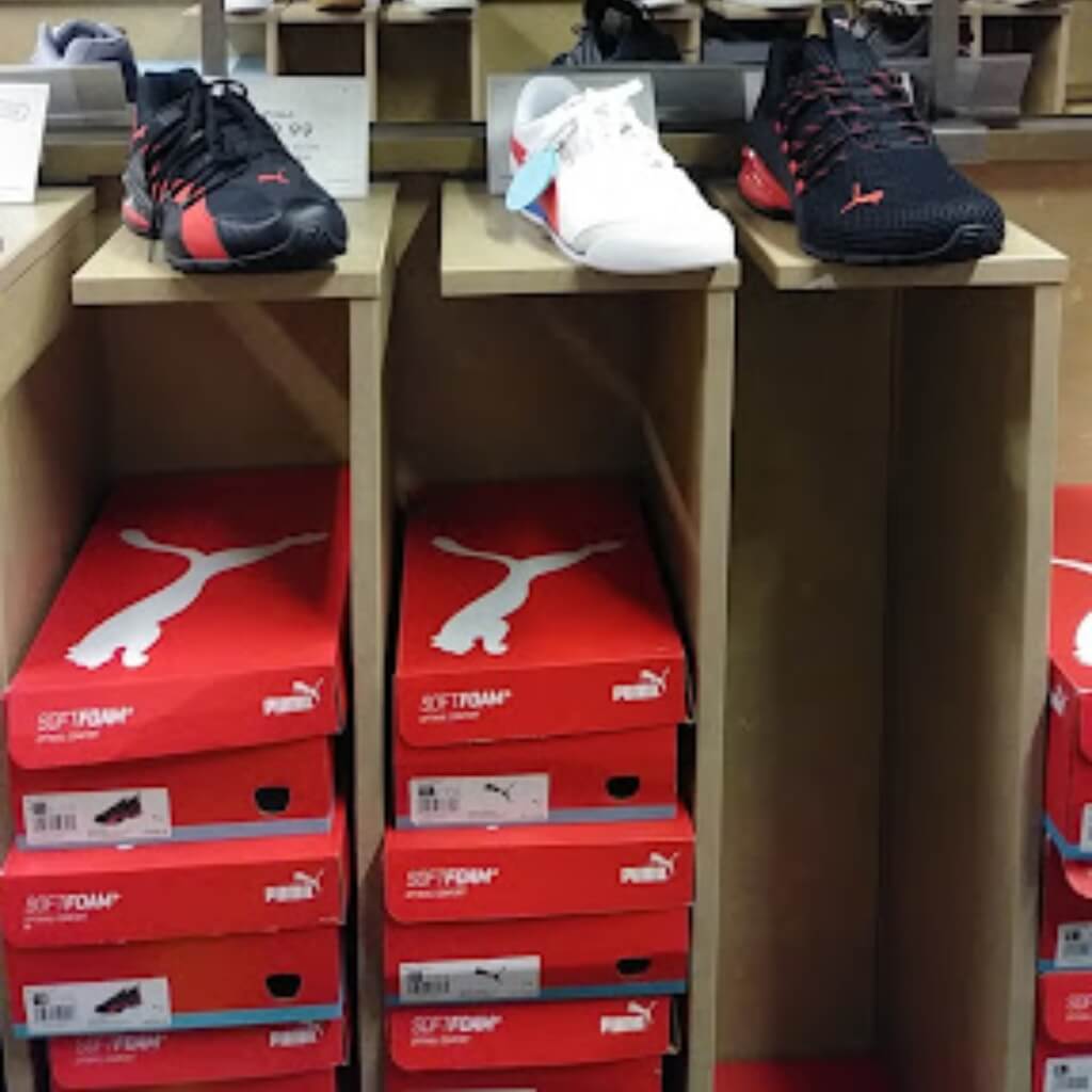 Tienda de zapatos DSW Designer Shoe Warehouse