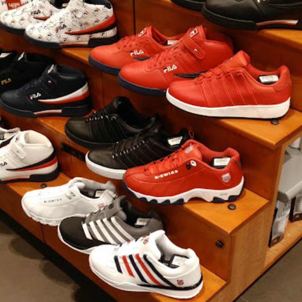 Champs Sports 5