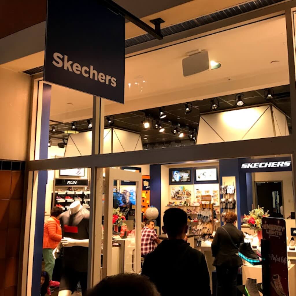 Tienda de zapatos SKECHERS Retail
