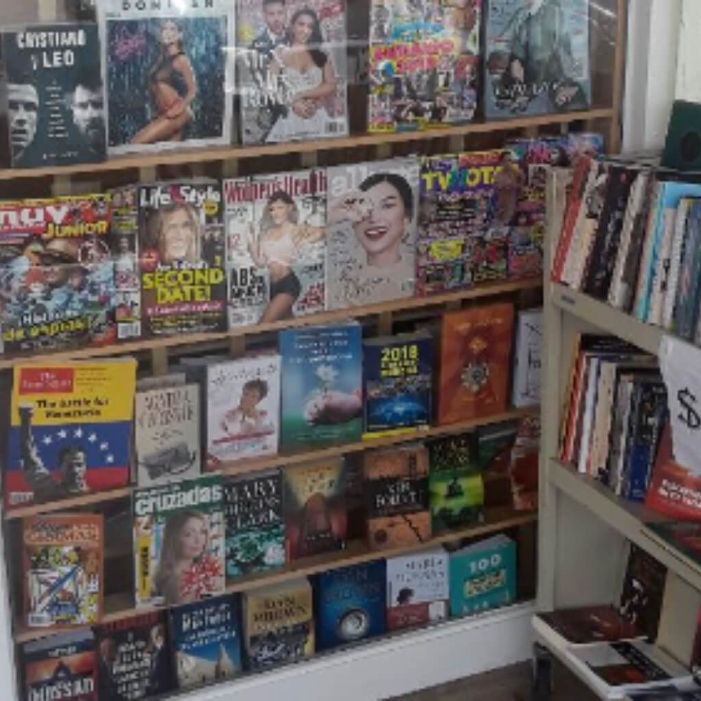  Librería Revistas & Periódicos 