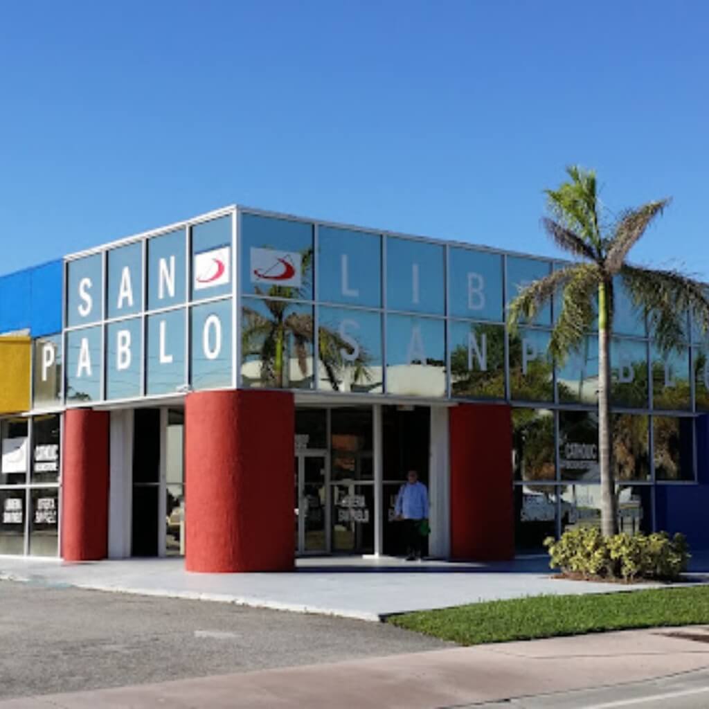 Librería San Pablo & St Paul Distribution Center
