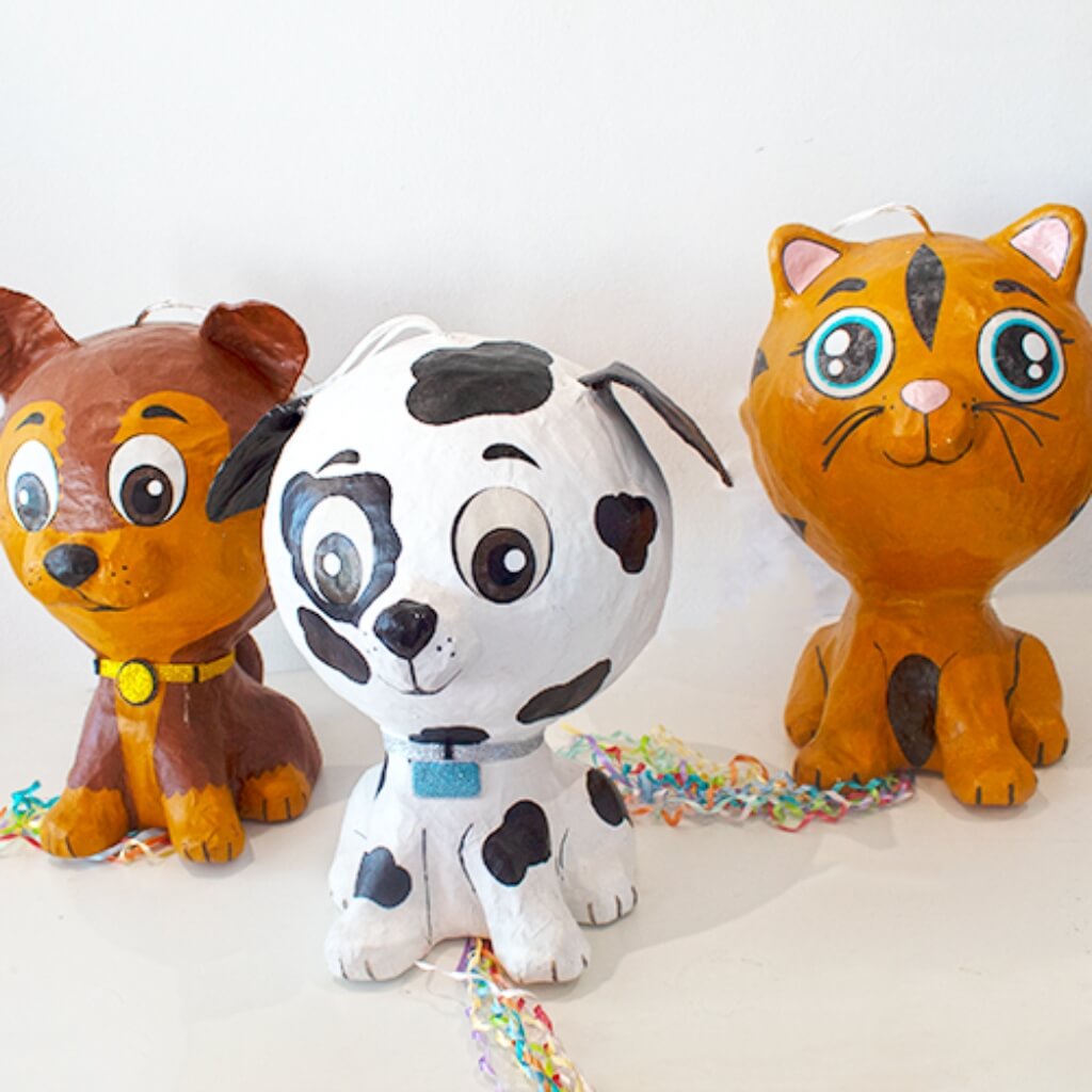 Piñatas de perritos