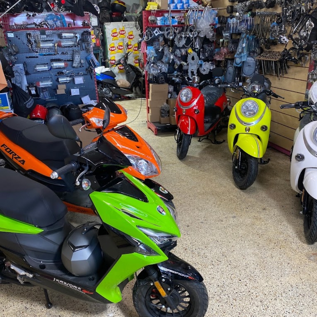 Motos