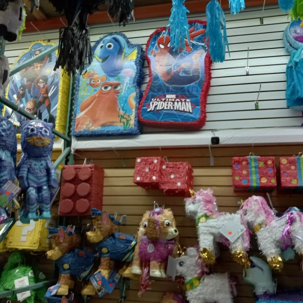 Piñatas