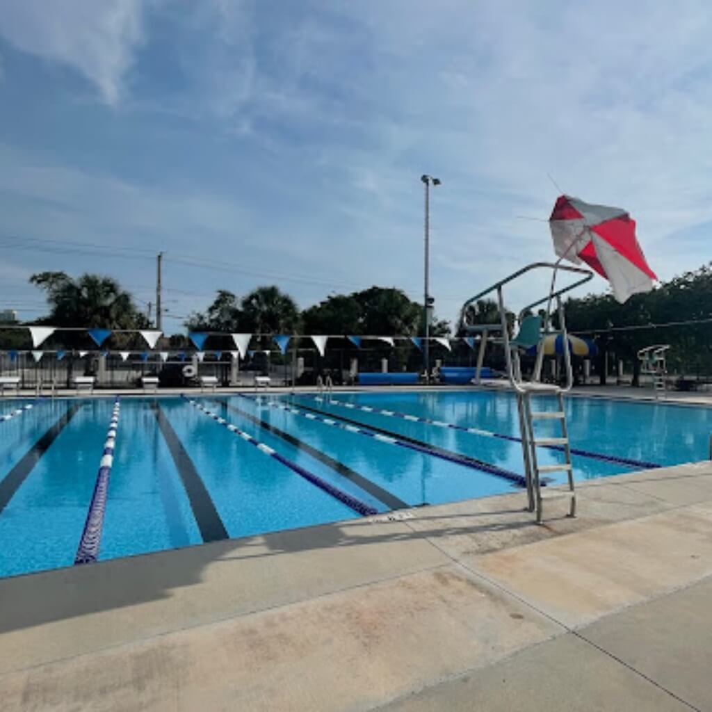 Piscina Pública del Parque Gibson 