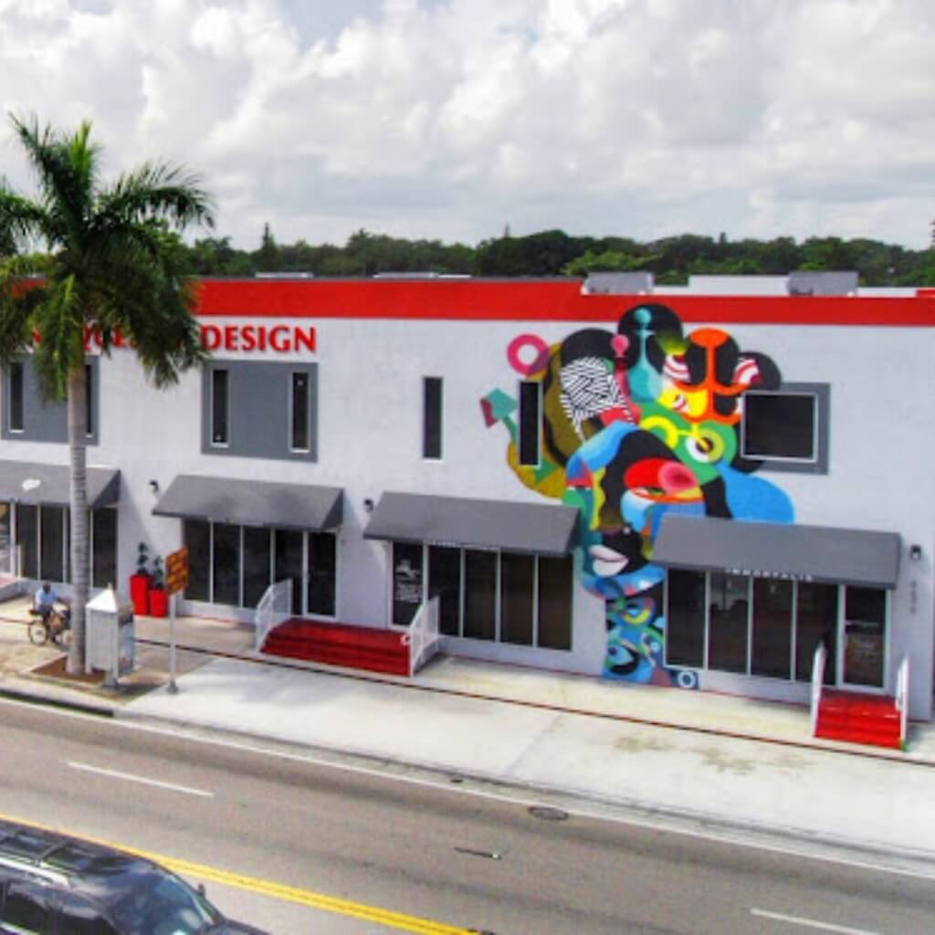 Tienda Antiques & Design Miami