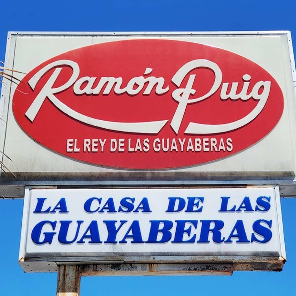 Ramon Puig Guayaberas