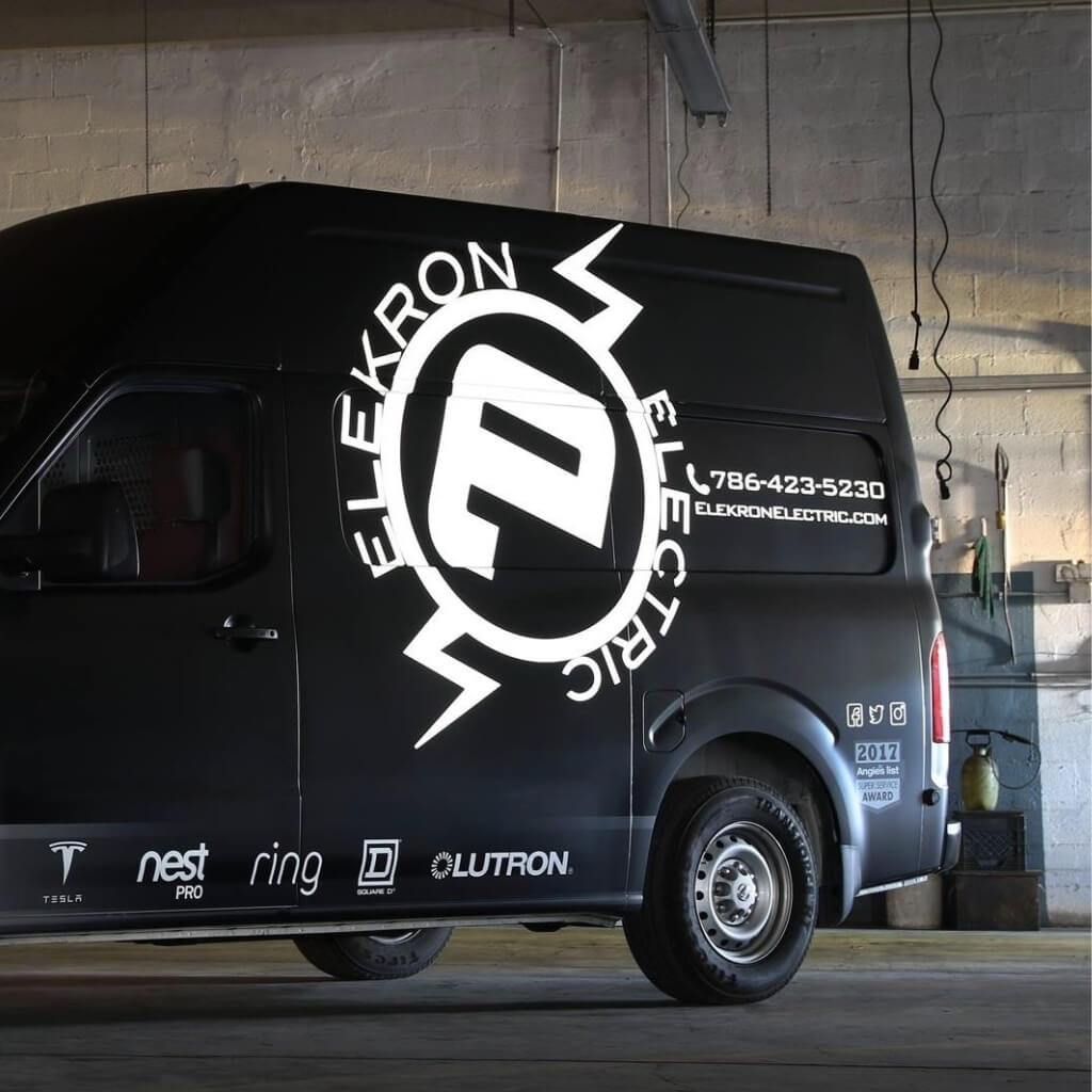 Compañía Elekron Electric Inc
