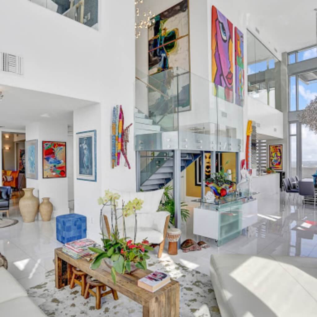 Inmobiliaria Abraham Real Estate Agent