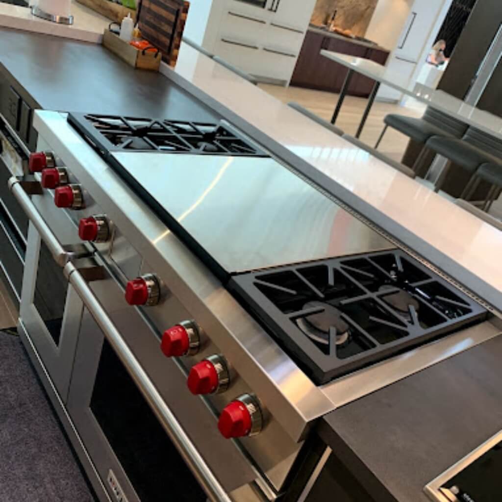 Tienda Wolf, and Cove Showroom Miami