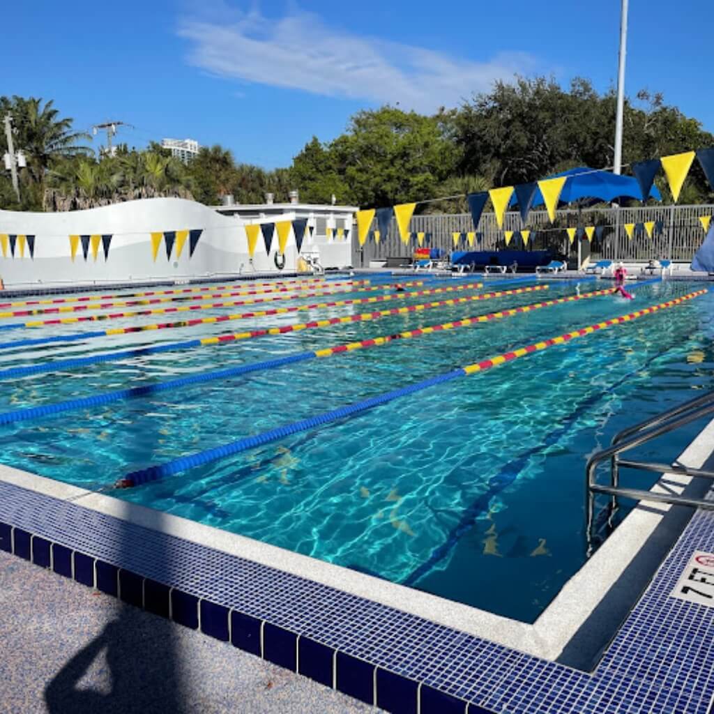 Flamingo Park Pool 3