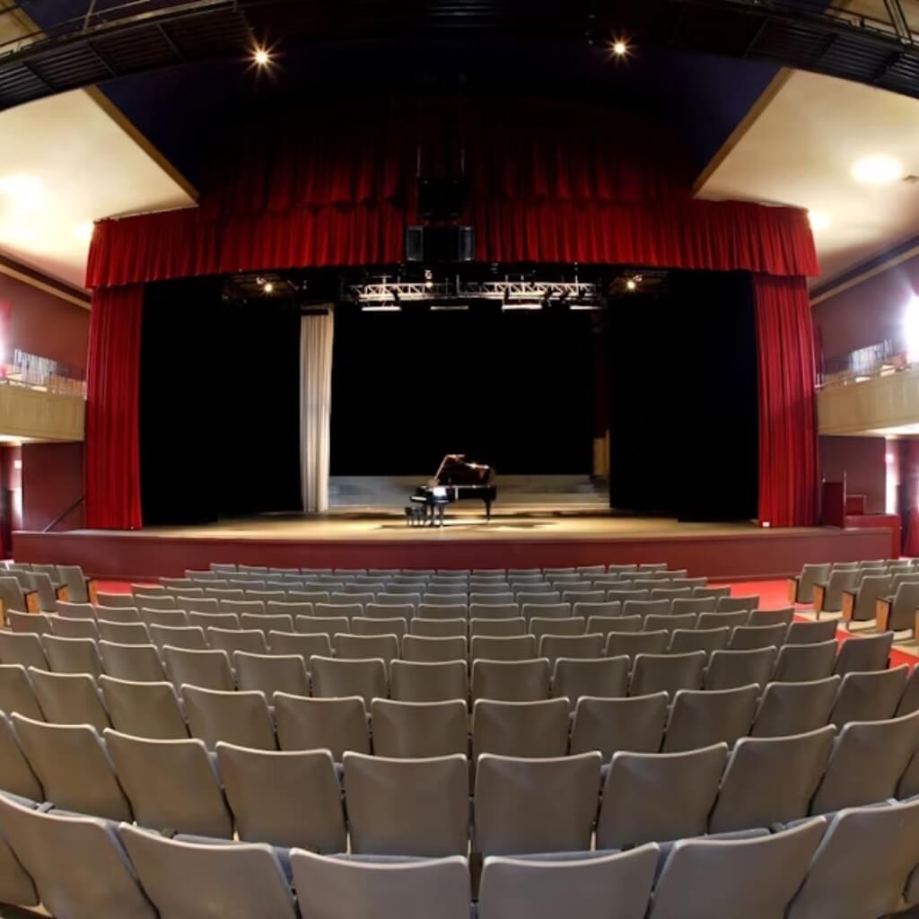 Manuel Artime Theater 3