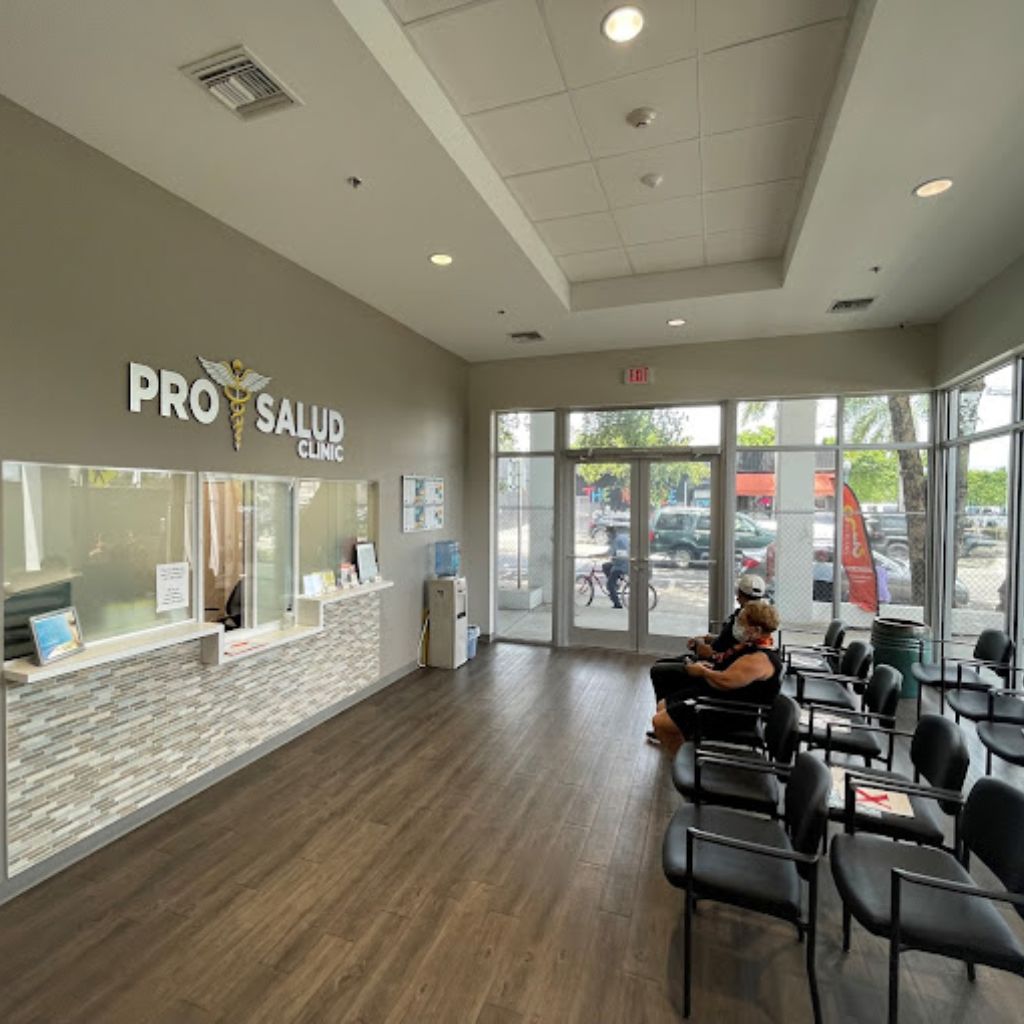 Pro Salud Medical Center / Pro Salud Clinic 2