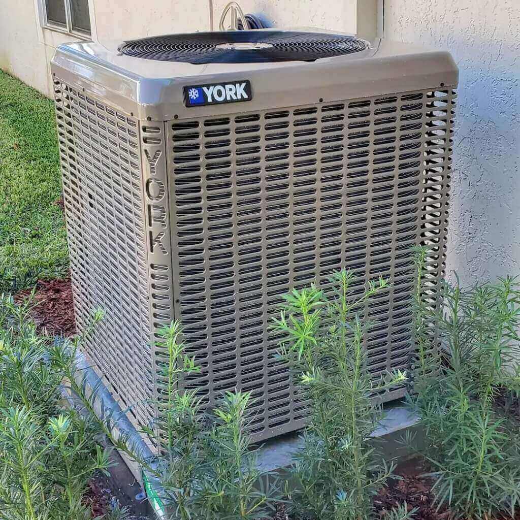 Compañía Carvajal A/C Mechanical Corp