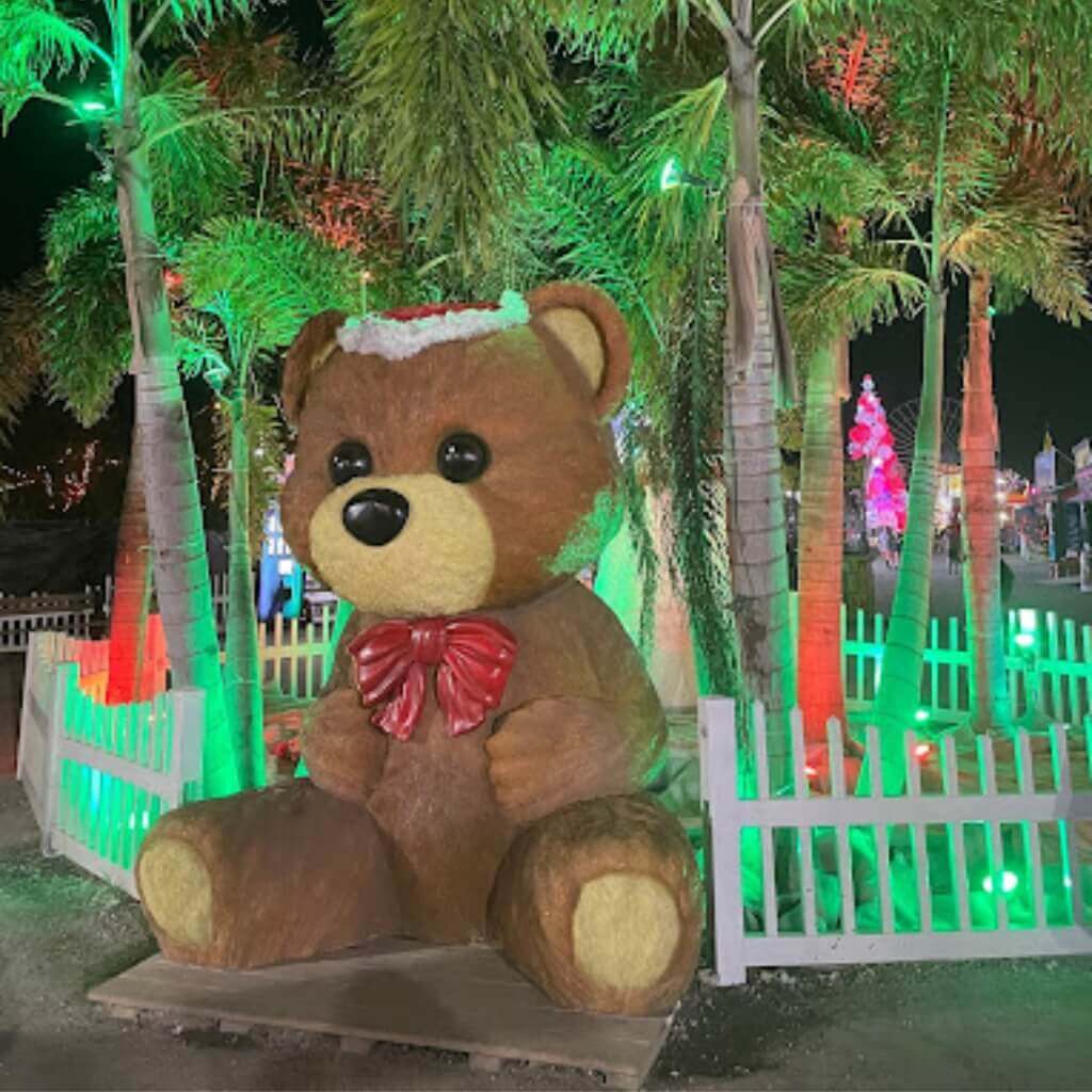 Santa's Enchanted Forest 5