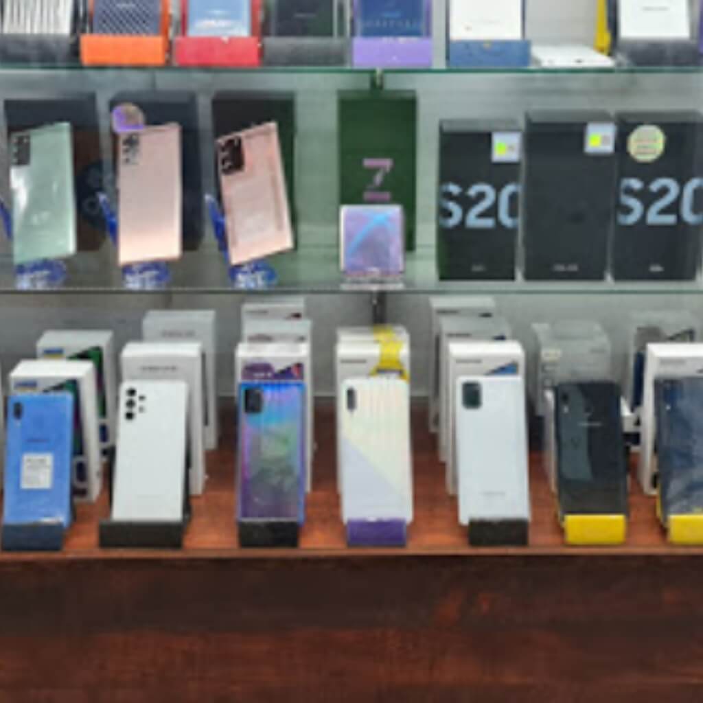 Compañía Mobile One Inc