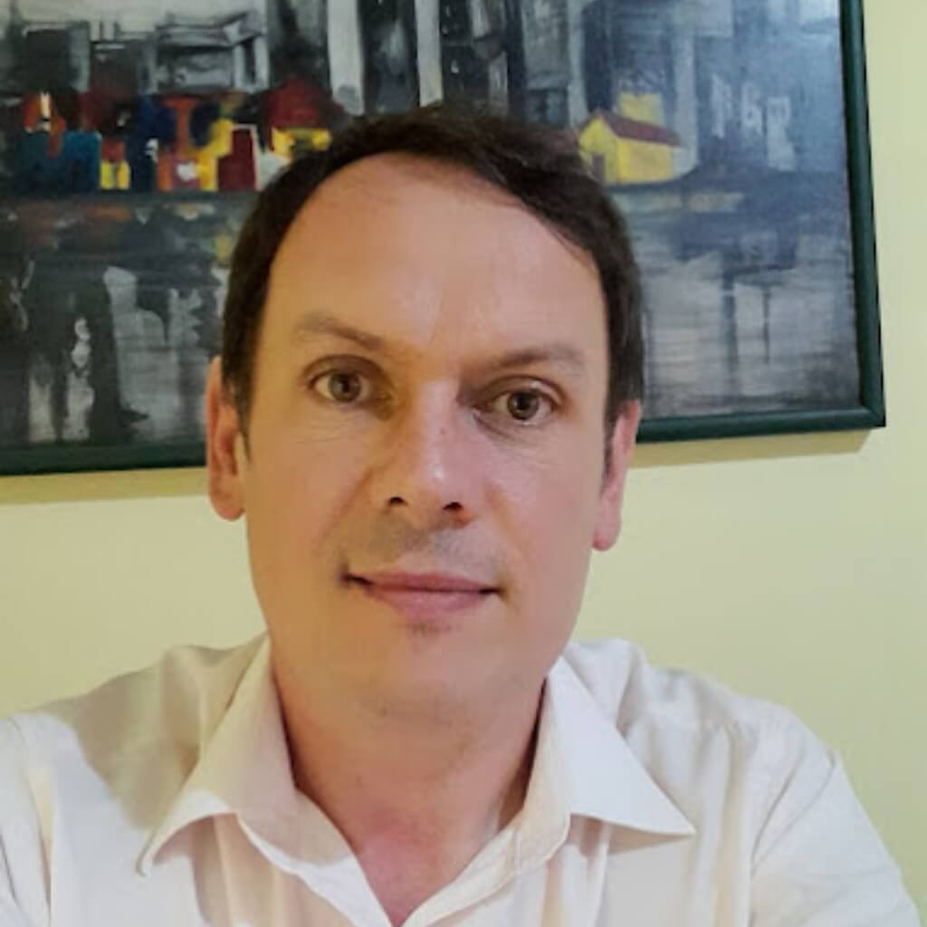 Psicólogo Leonardo Paradela