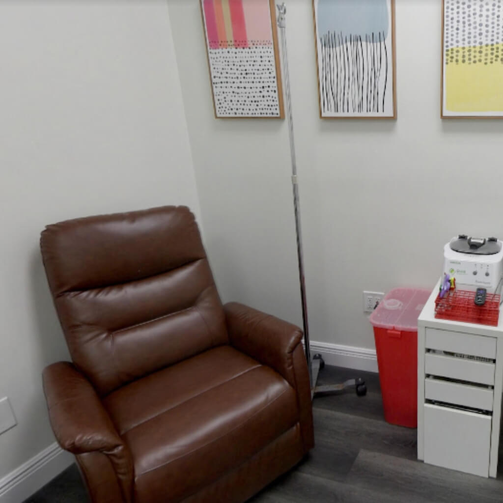 Dr. Luis A. Arias-Urdaneta, MD