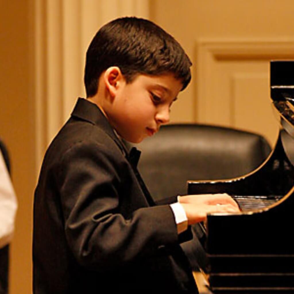 Clase Doral Conservatory & School of the Arts 