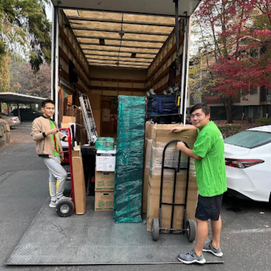 Pure Moving Company 3