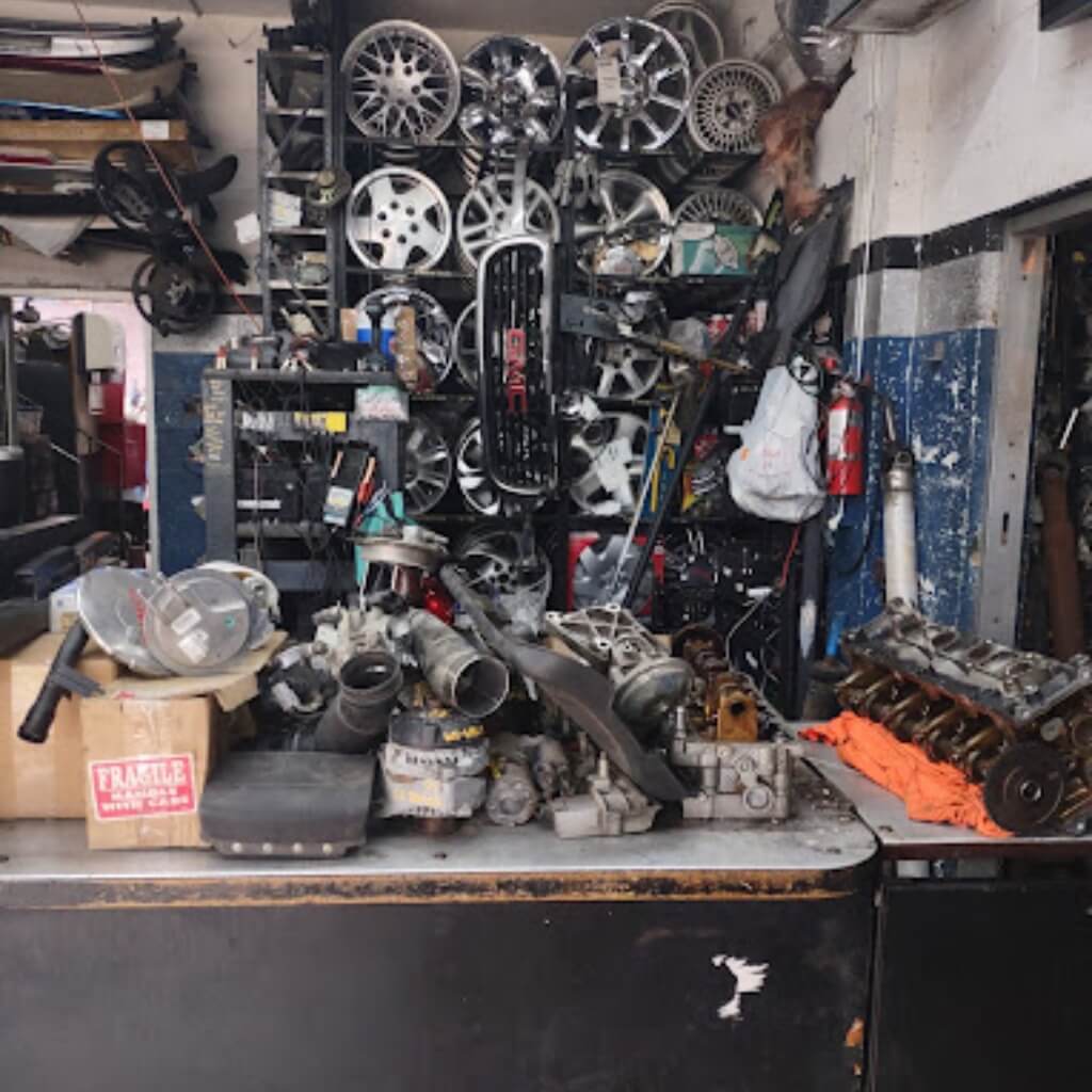 Bud's Auto Parts 3