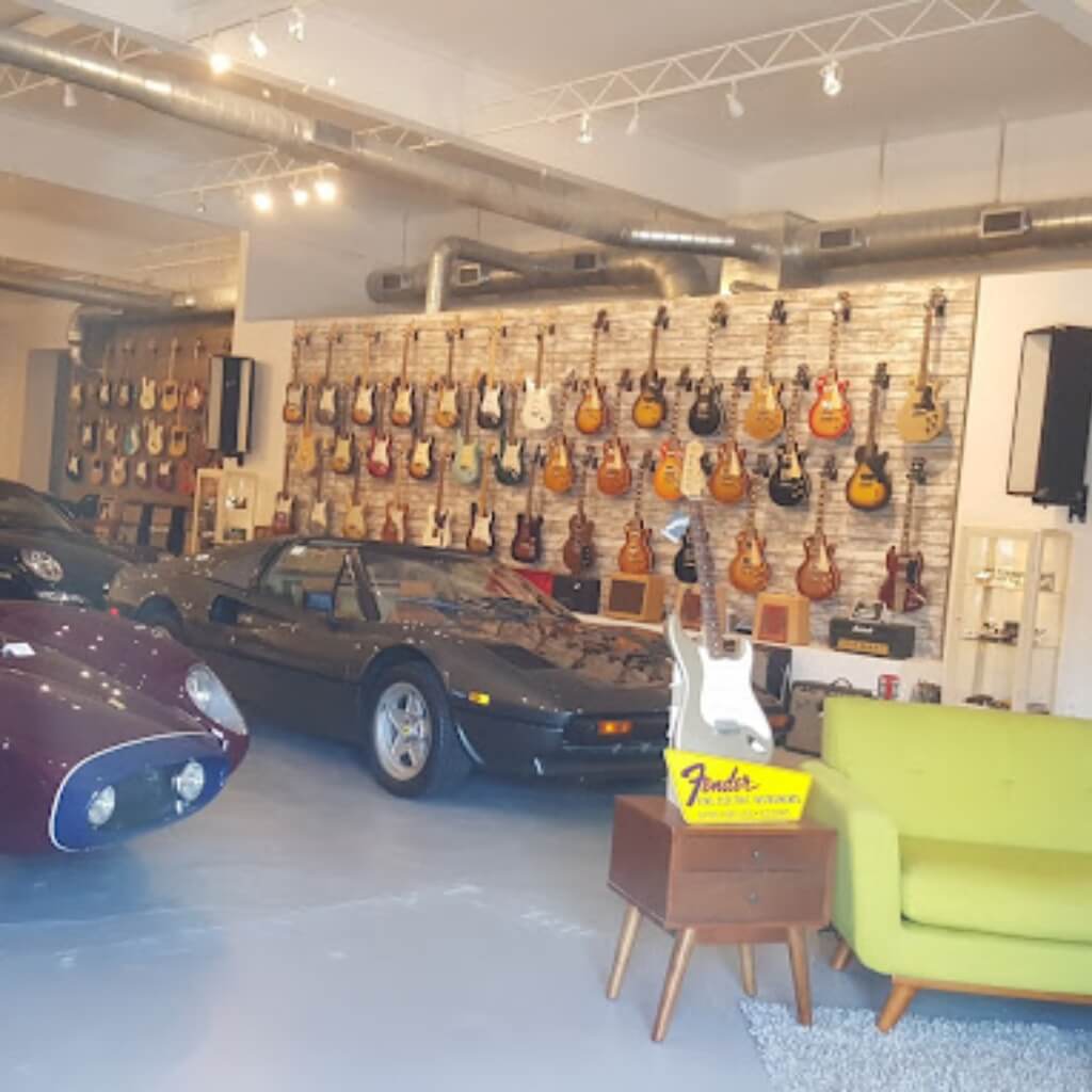 Walt Grace Vintage 3