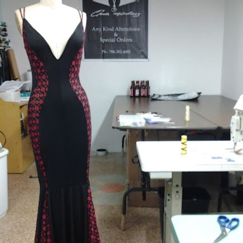 I BY ANA MARTINEZ DESIGS 4