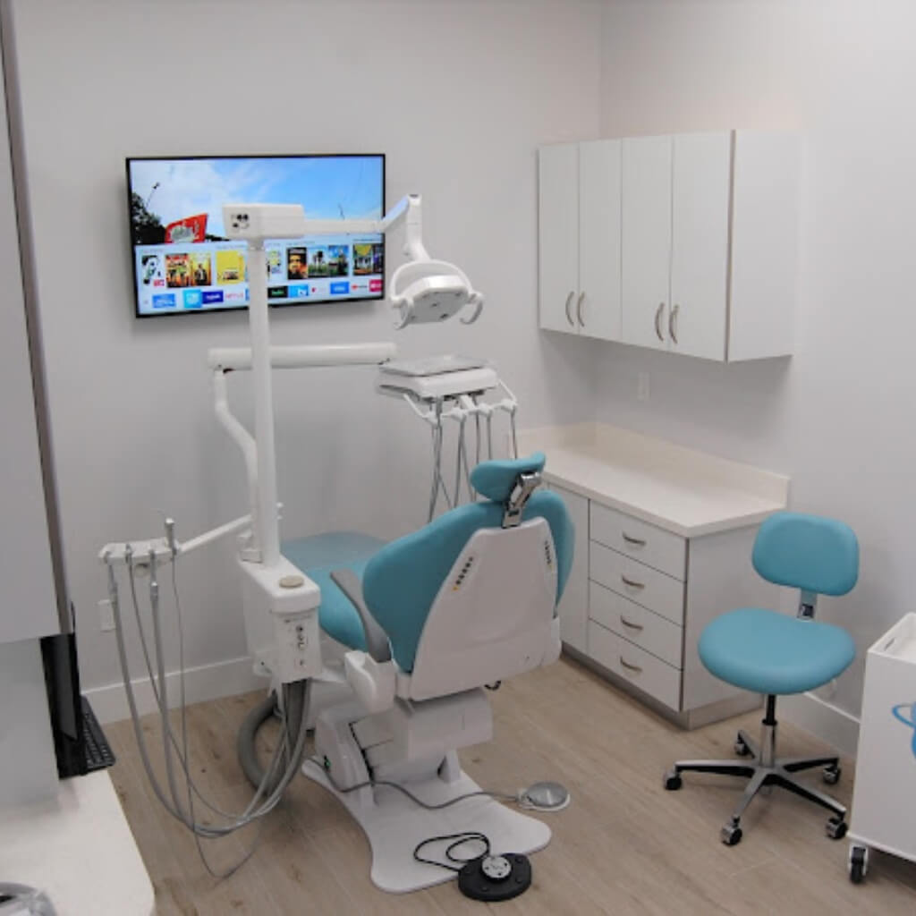 Blue Dental Studio 4
