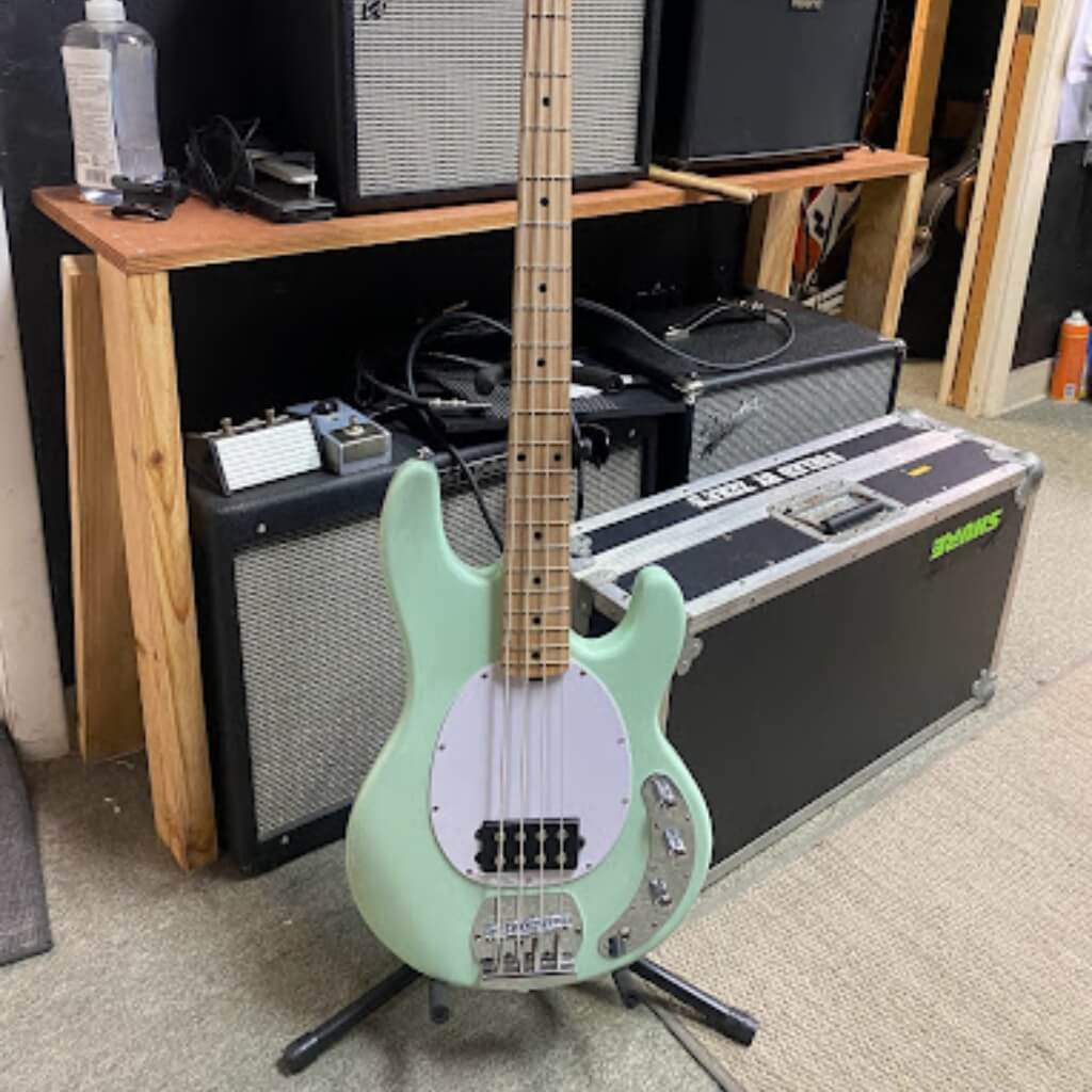 Zeke's Music Exchange 4