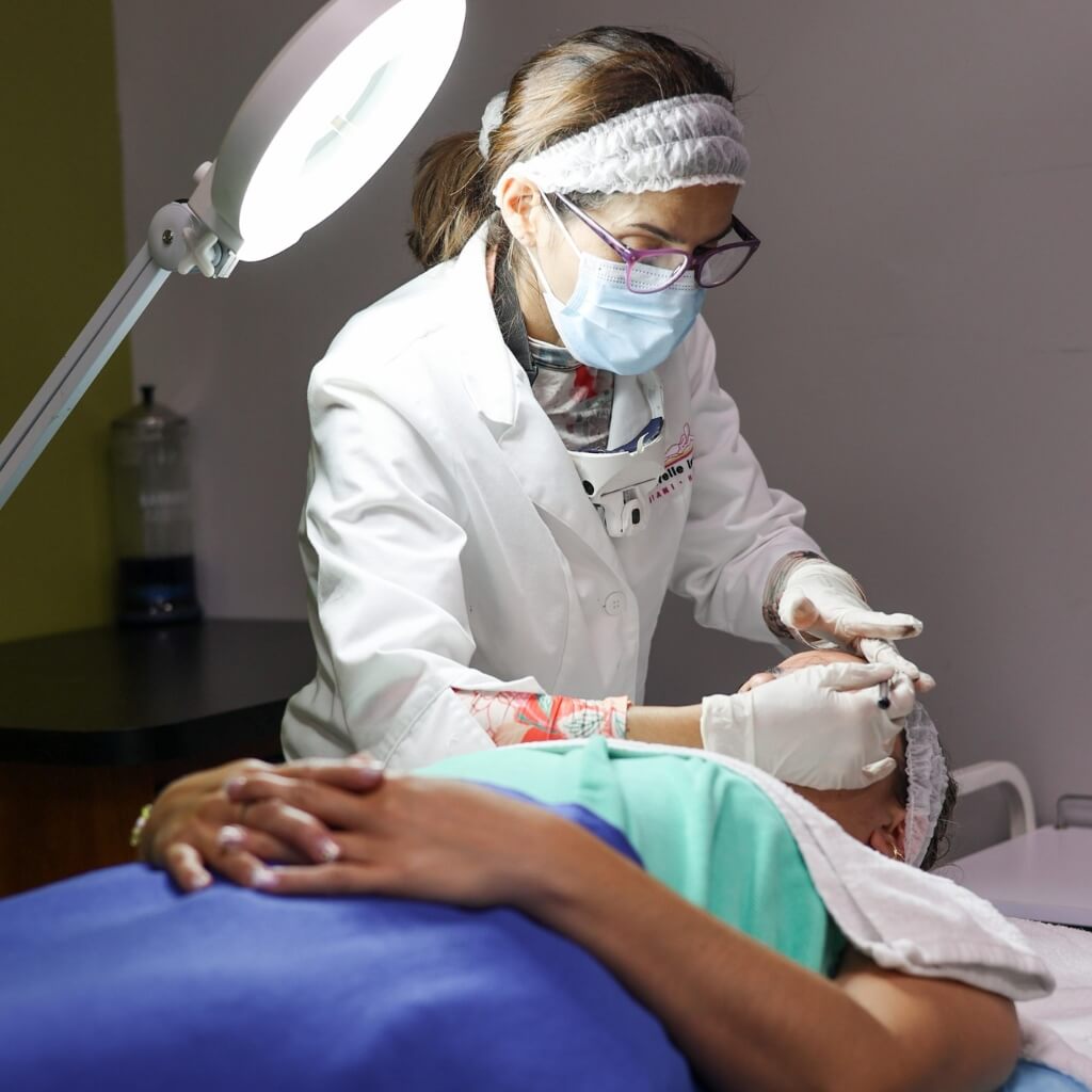 Celebrity School of Beauty - Miami 5