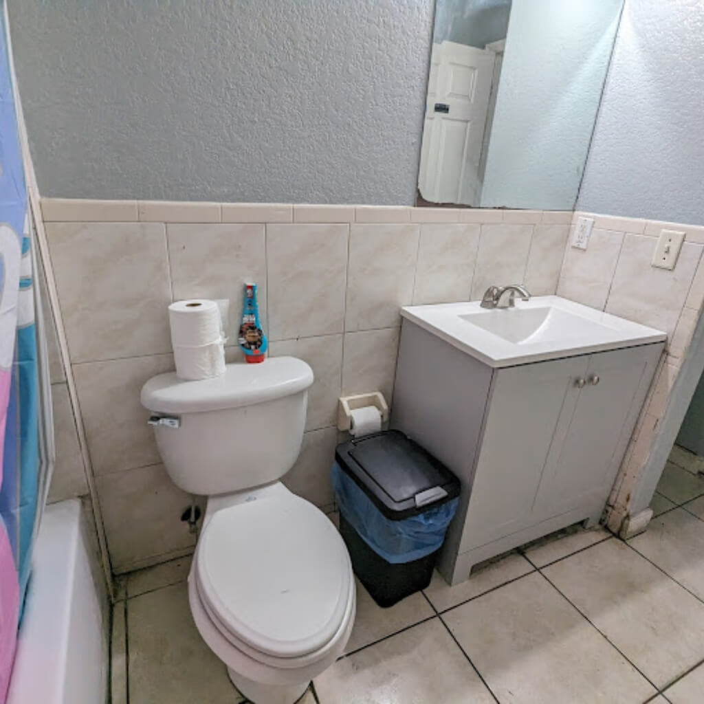South Beach Rooms and Hostel 5