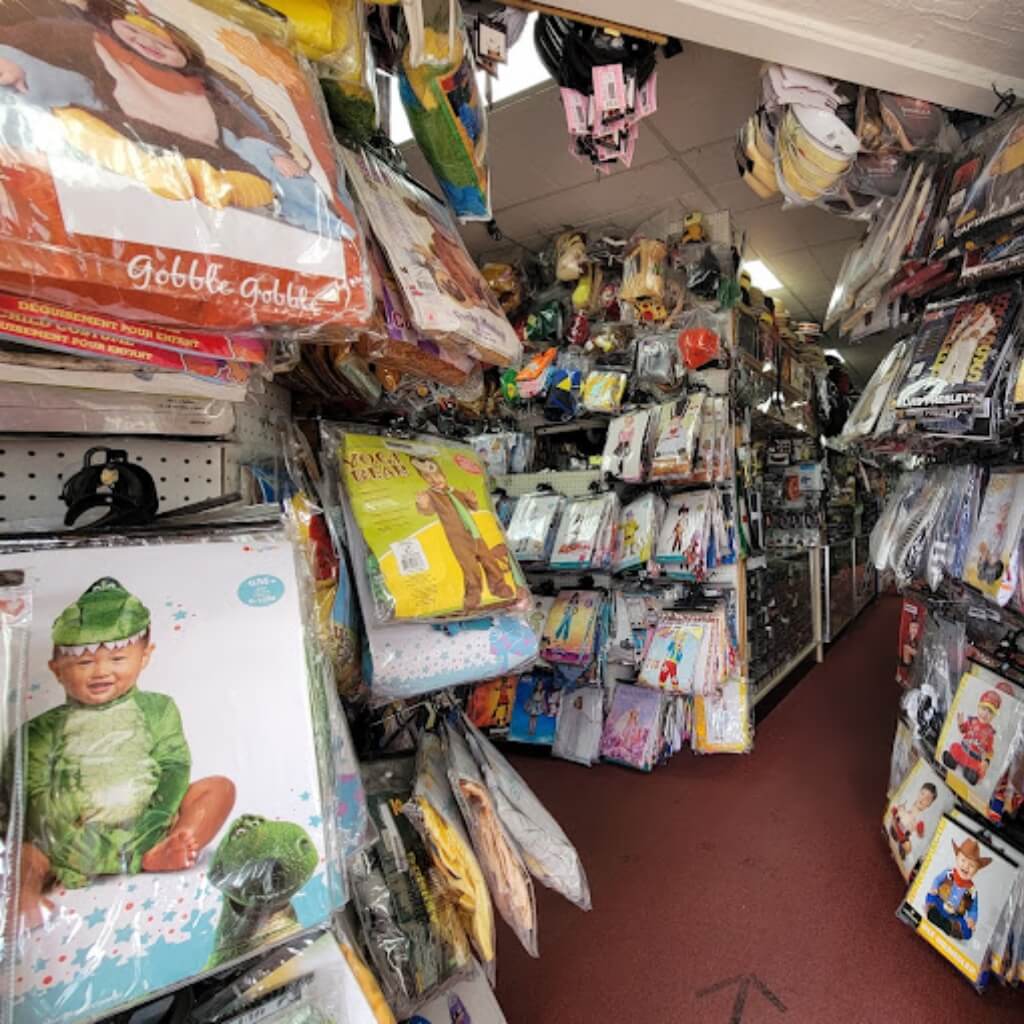 The House of Costumes 5