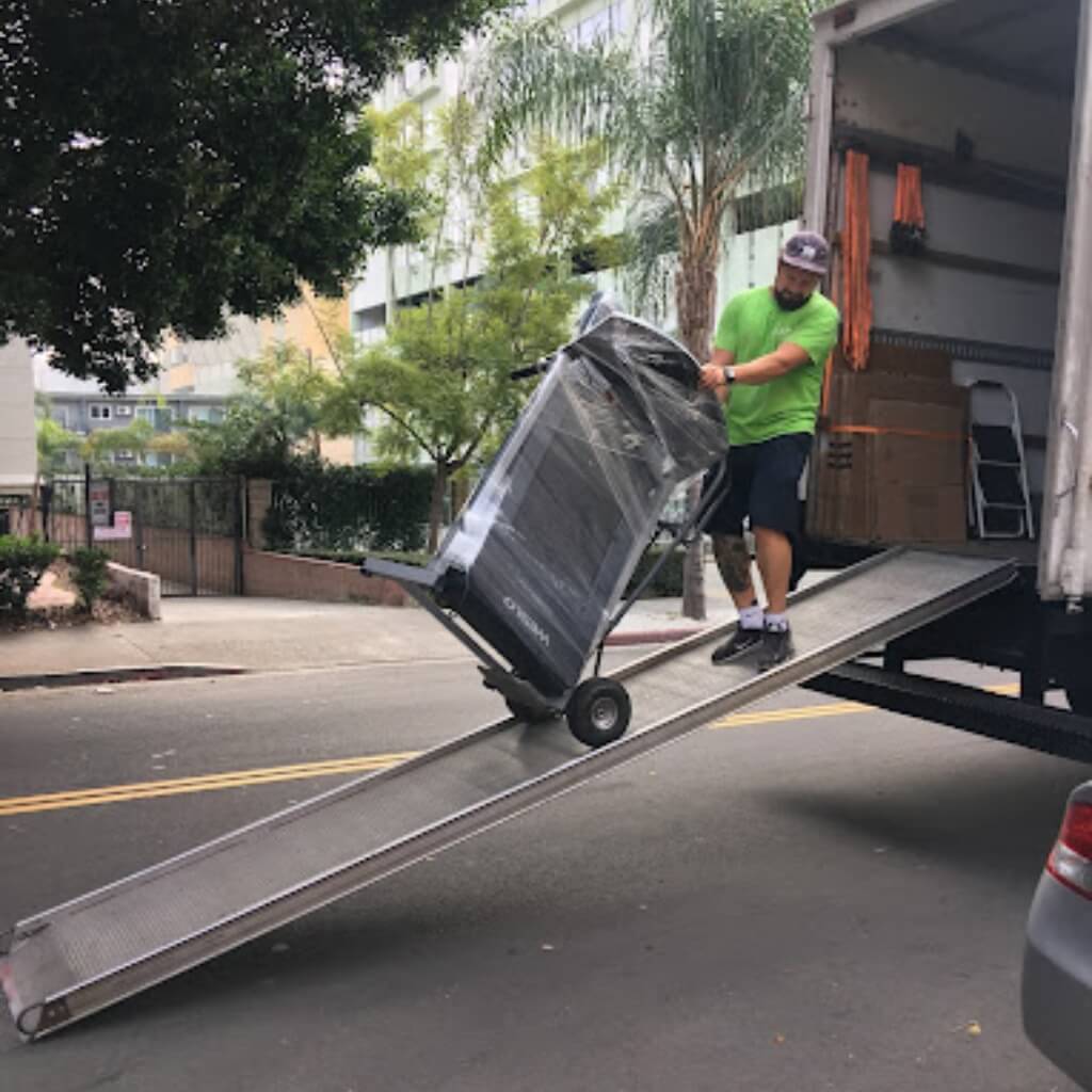 Pure Moving Company 5