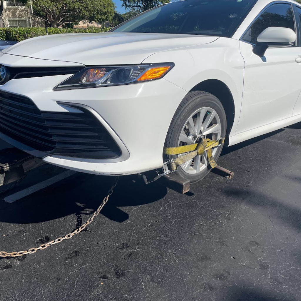 R Towing Services Grúa