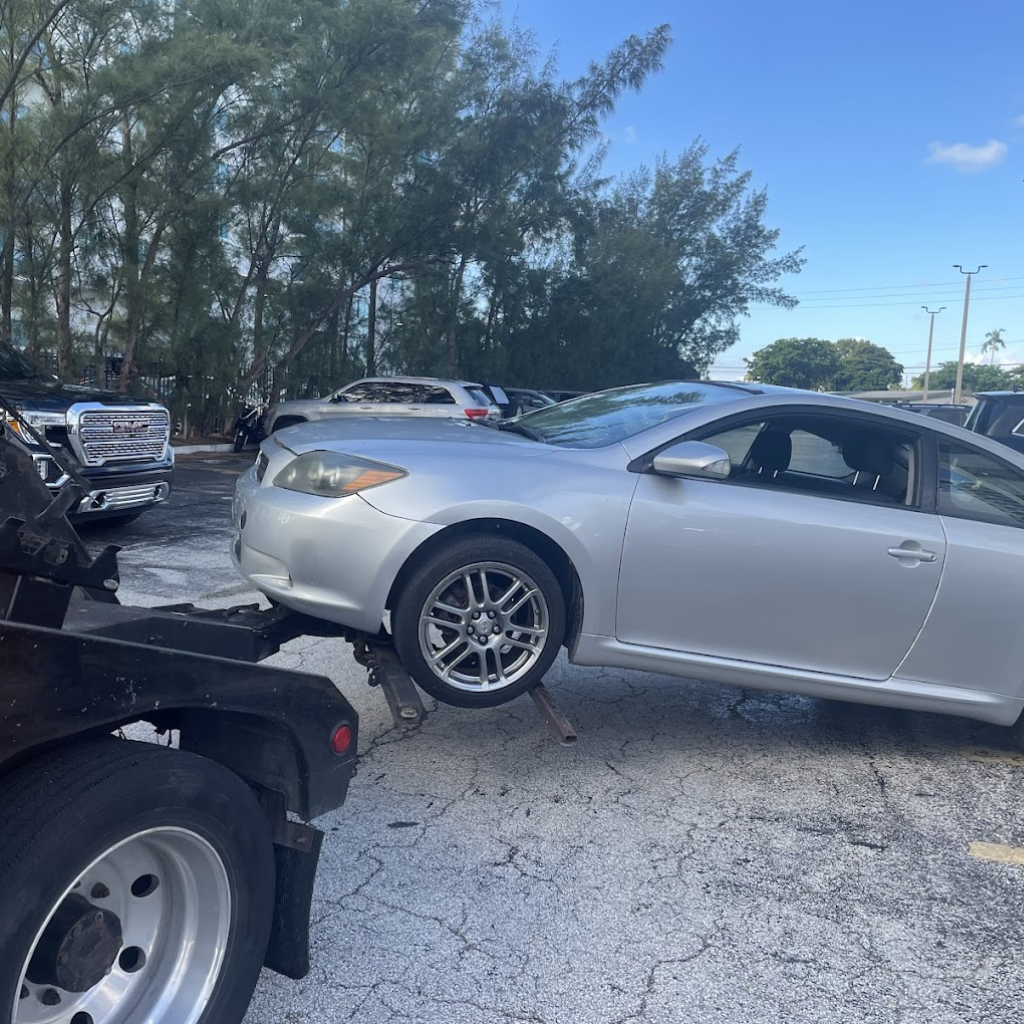 R Towing Services Grúas