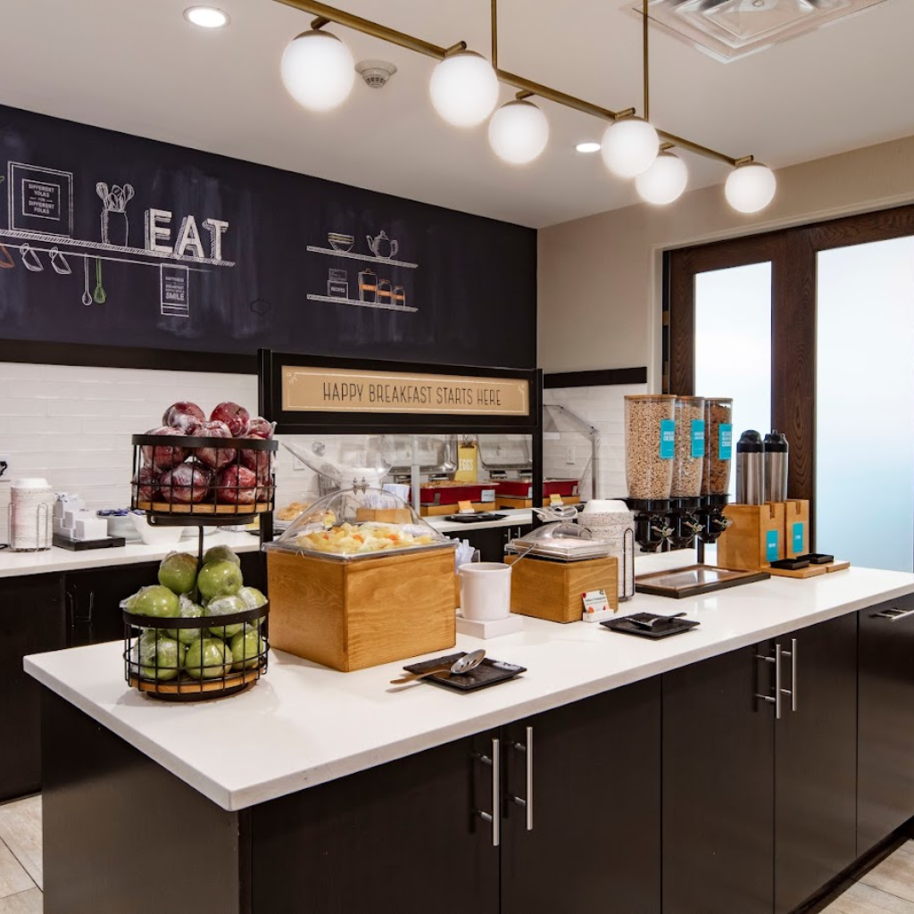 Hampton Inn & Suites by Hilton Miami Airport South Blue Lagoon