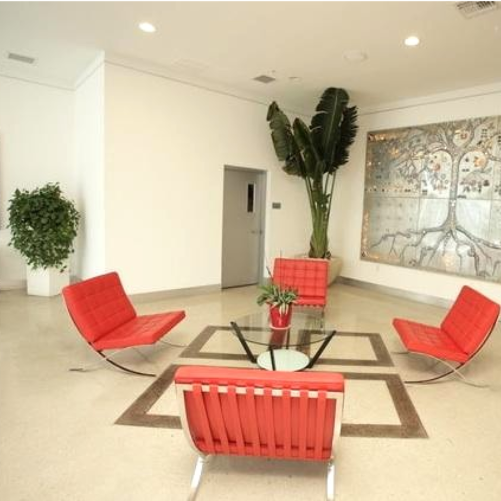 Real Living Hotel Residences