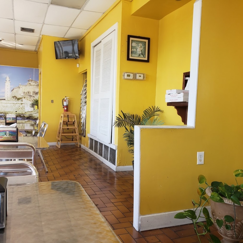 Montes De Oca Pizzeria Restaurant