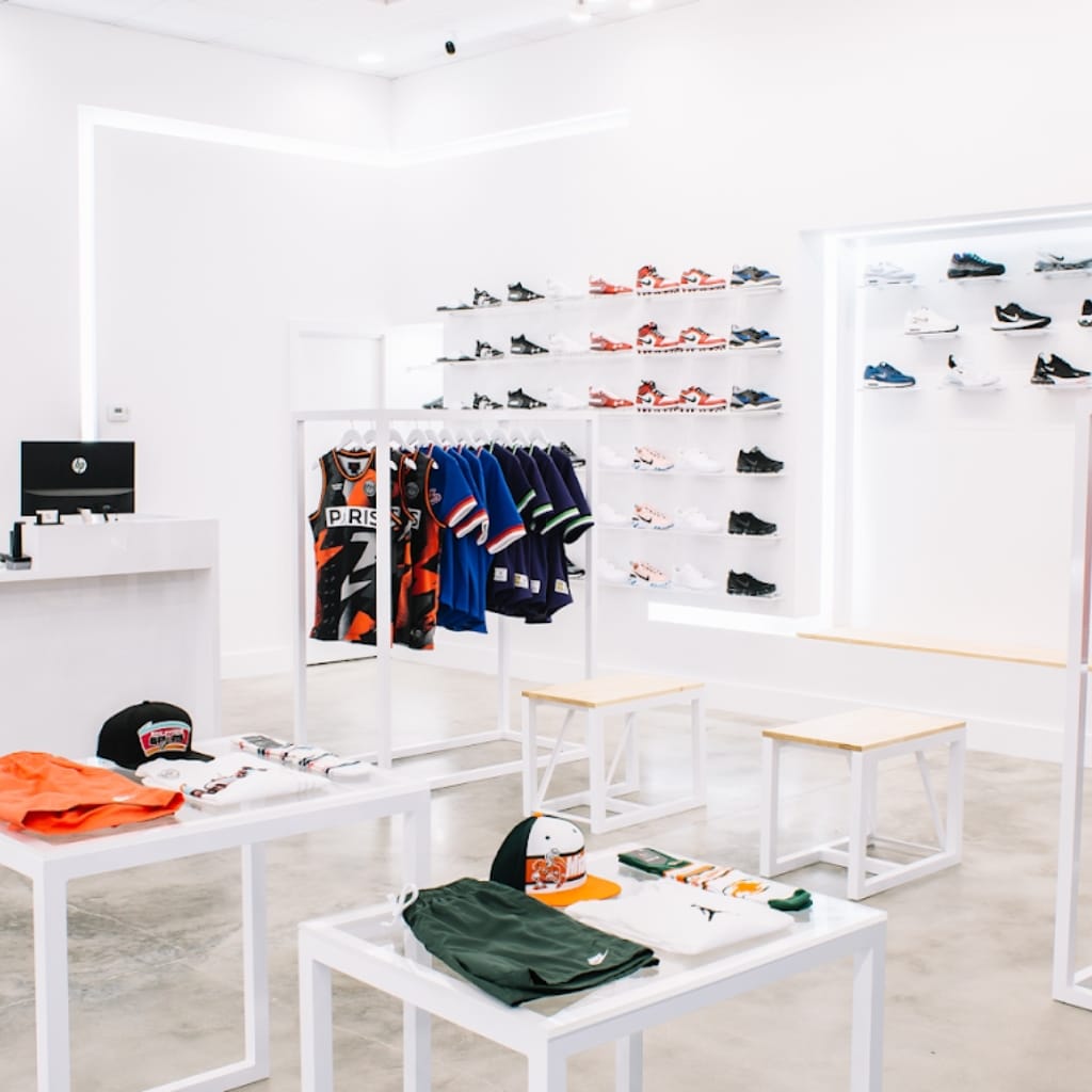 Recibidor Midway Sports