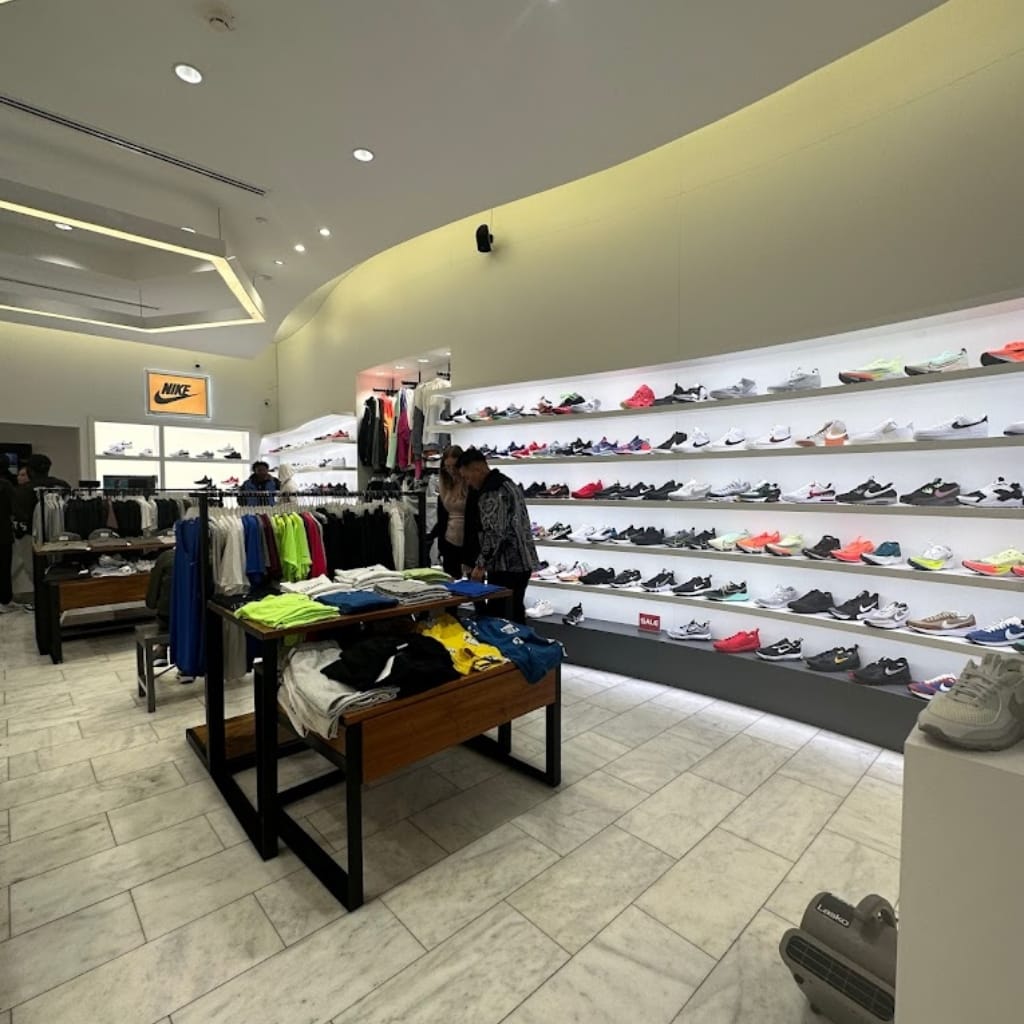 Zapatillas de Sports Action l Brickell City Centre