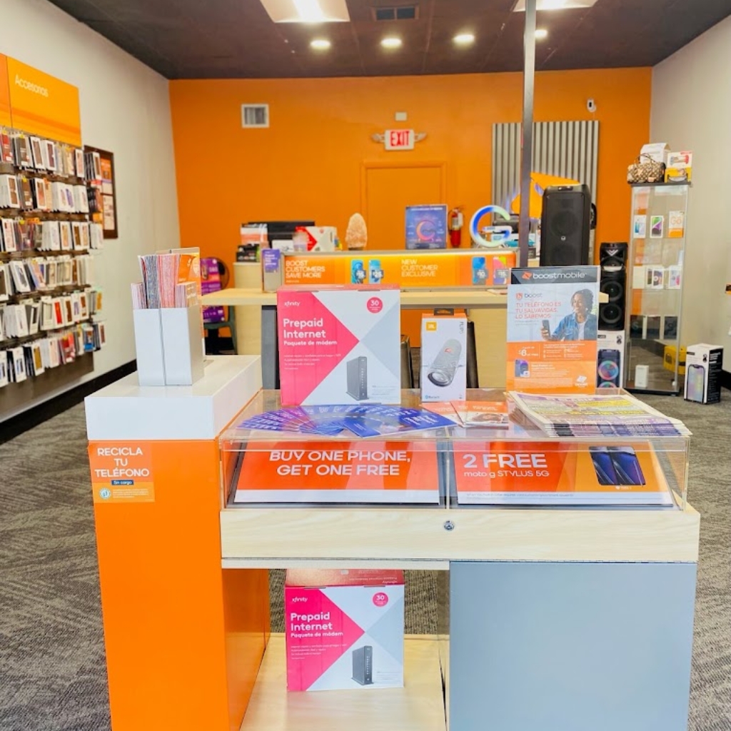 Interior de la tienda Boost Mobile