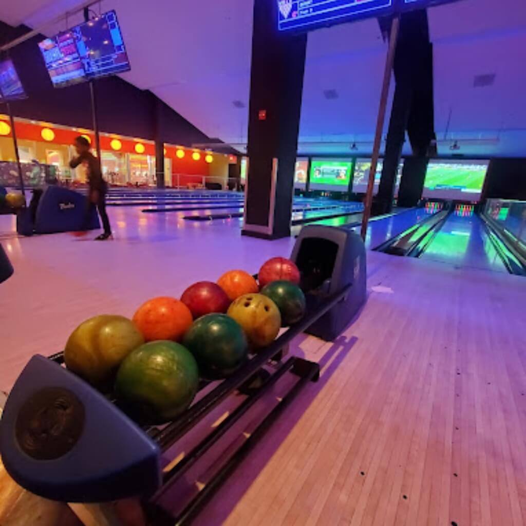 Bowlero Doral 2