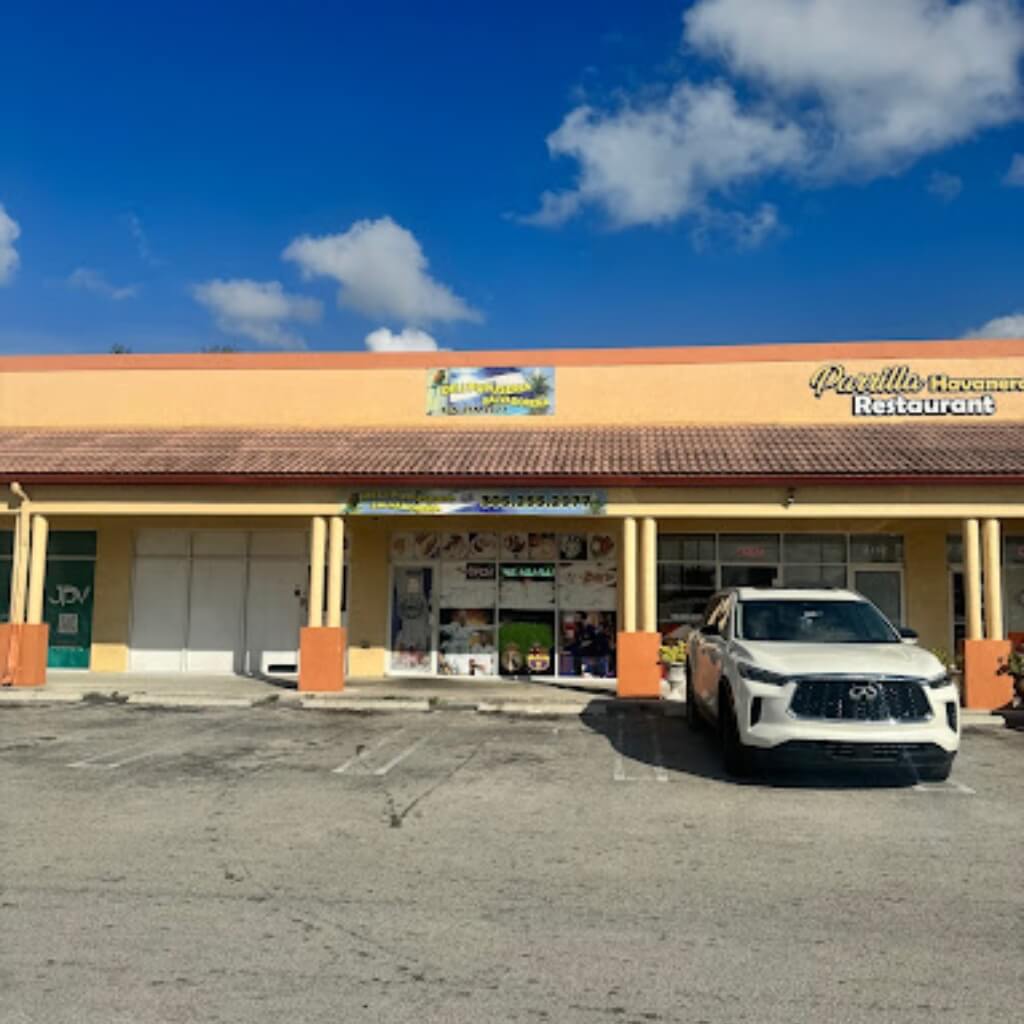 Restaurante Deli Pupuseria Salvadoreña