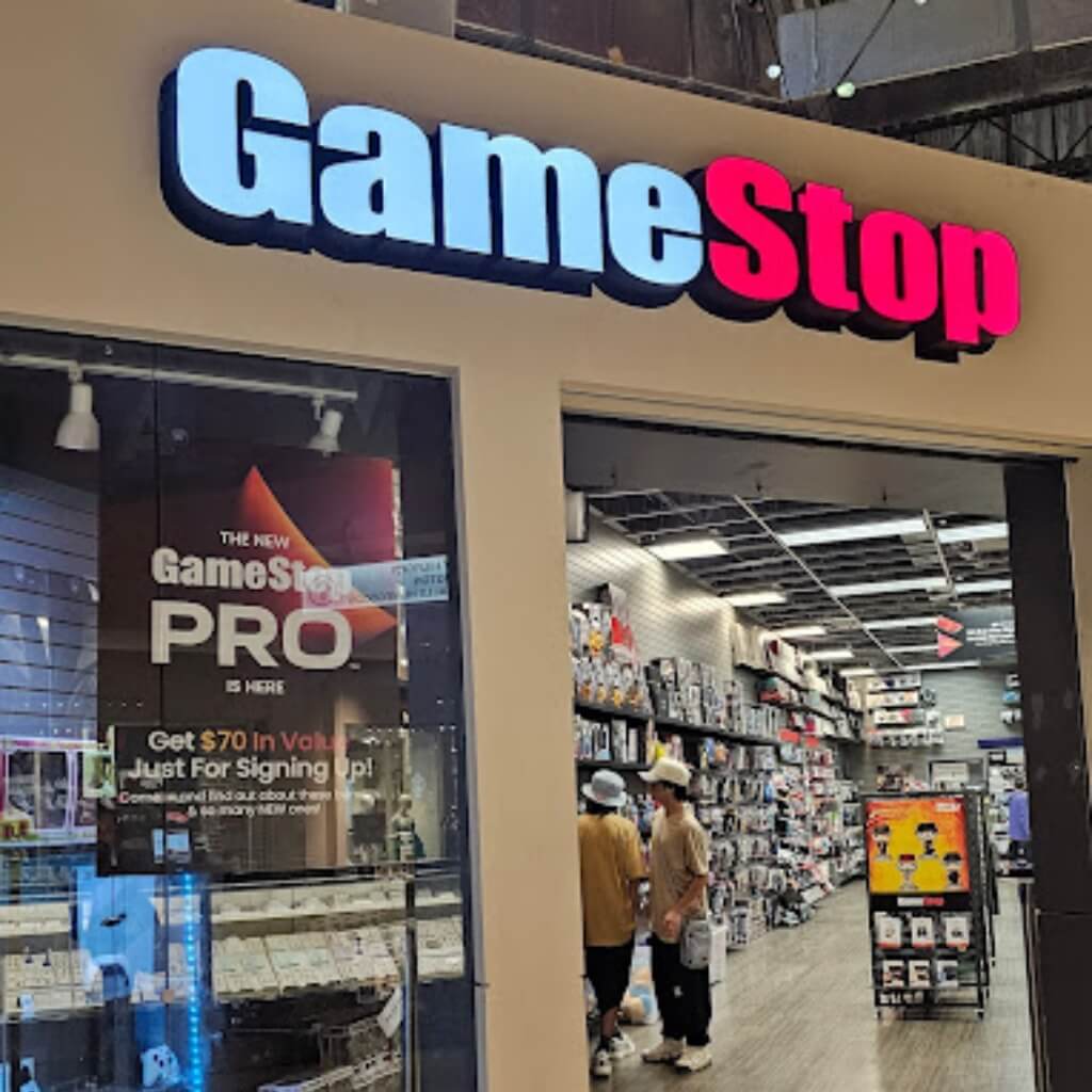 GameStop - Dolphin Mall